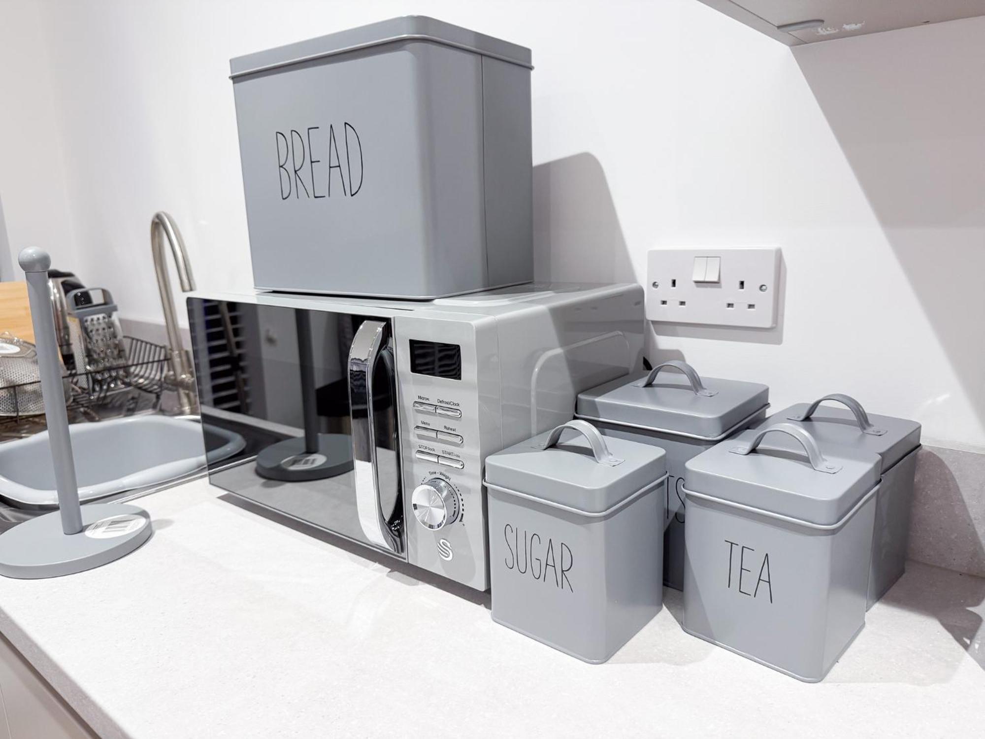 Spacious Modern 1 Bed Apartments In St Neots - Perfect For Contractors & Professionals - Free Parking - Wifi - Fully Equipped Kitchen - Smart Tv Ideal For Work Stays And Long Projects エクステリア 写真